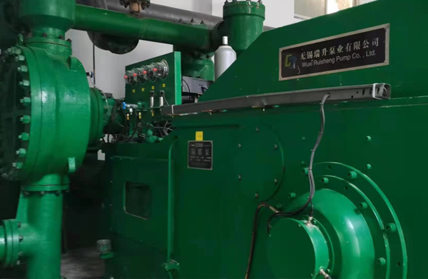 電磁隔膜泵和機(jī)械隔膜泵有什么區(qū)別？